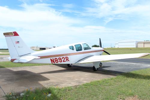 N892R Beechcraft Debonair